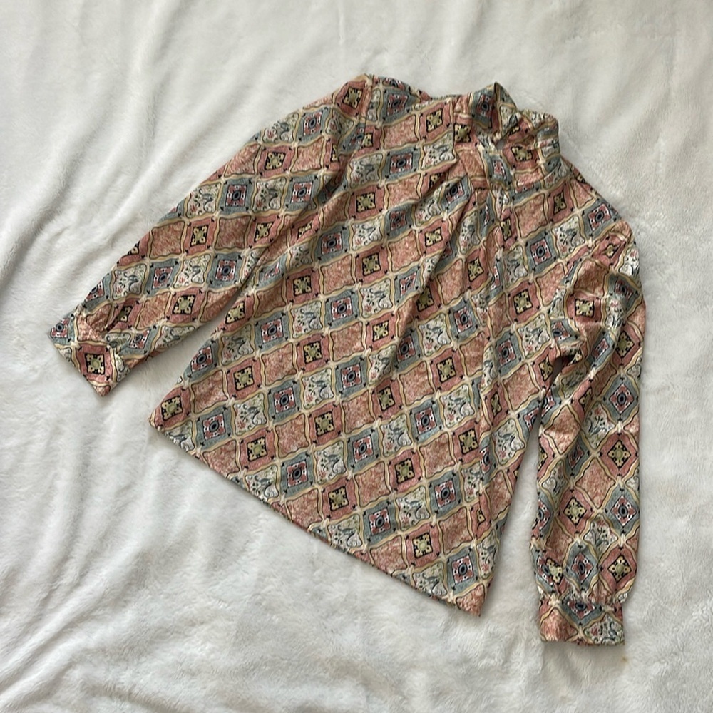 Vintage notations top size 6